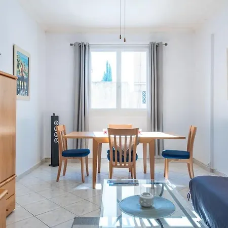 Lovely Renovated 5pax In The Heart Of Apartment Cannes