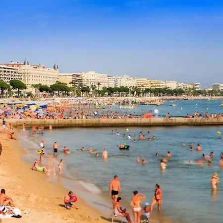 Lovely Renovated 5pax In The Heart Of Cannes