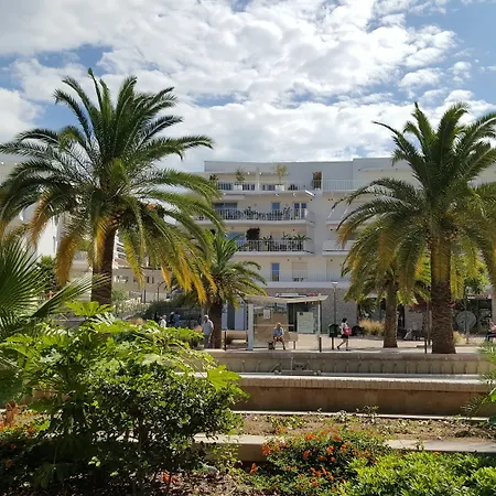 Apartment Lovely Renovated 5pax In The Heart Of