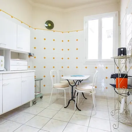 Lovely Renovated 5pax In The Heart Of Apartment Cannes